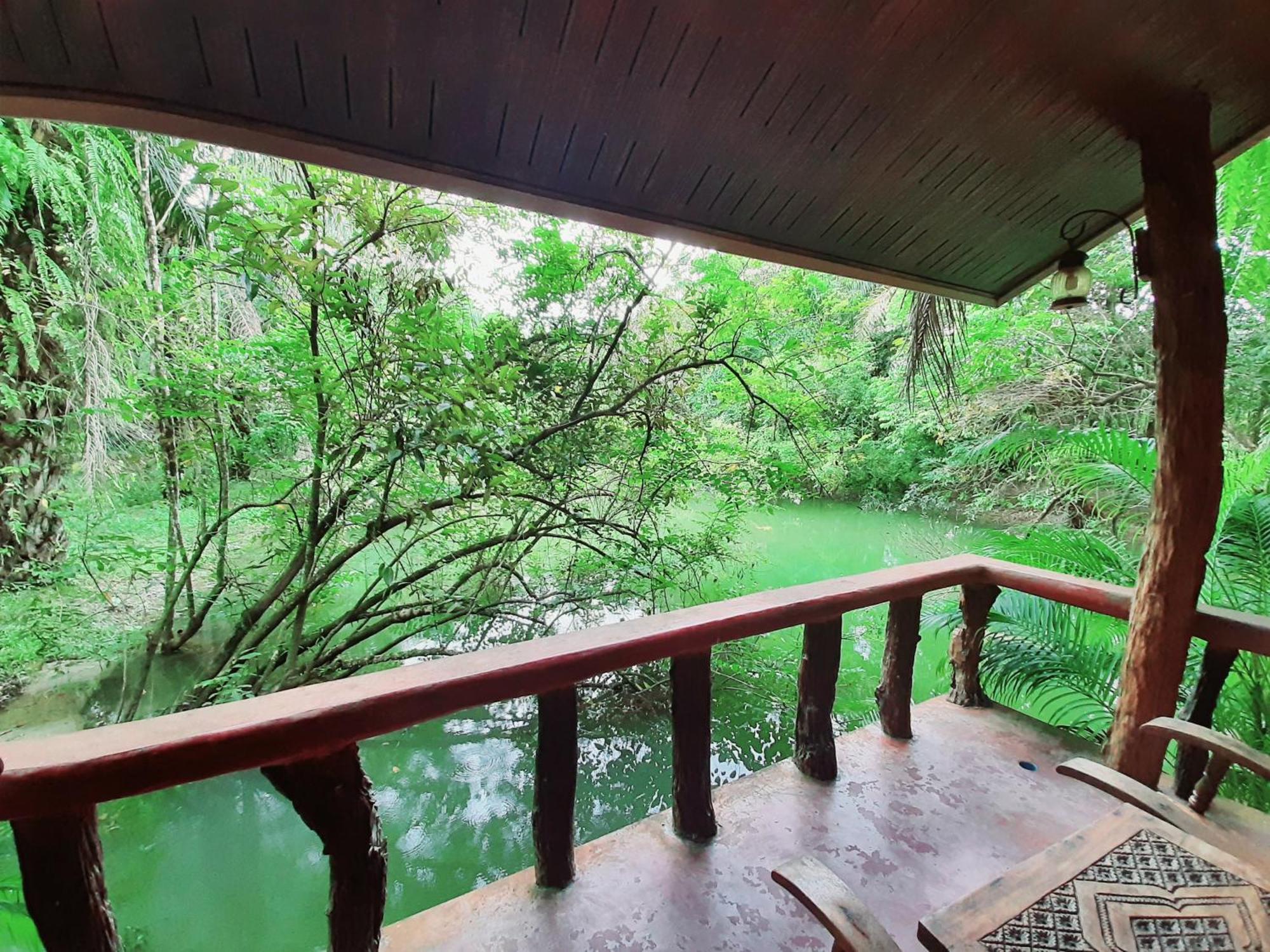 Tuaprodhome Khao Lak Chambre photo