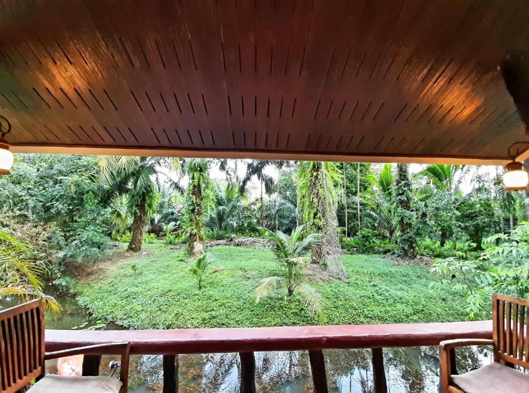 Tuaprodhome Khao Lak Chambre photo