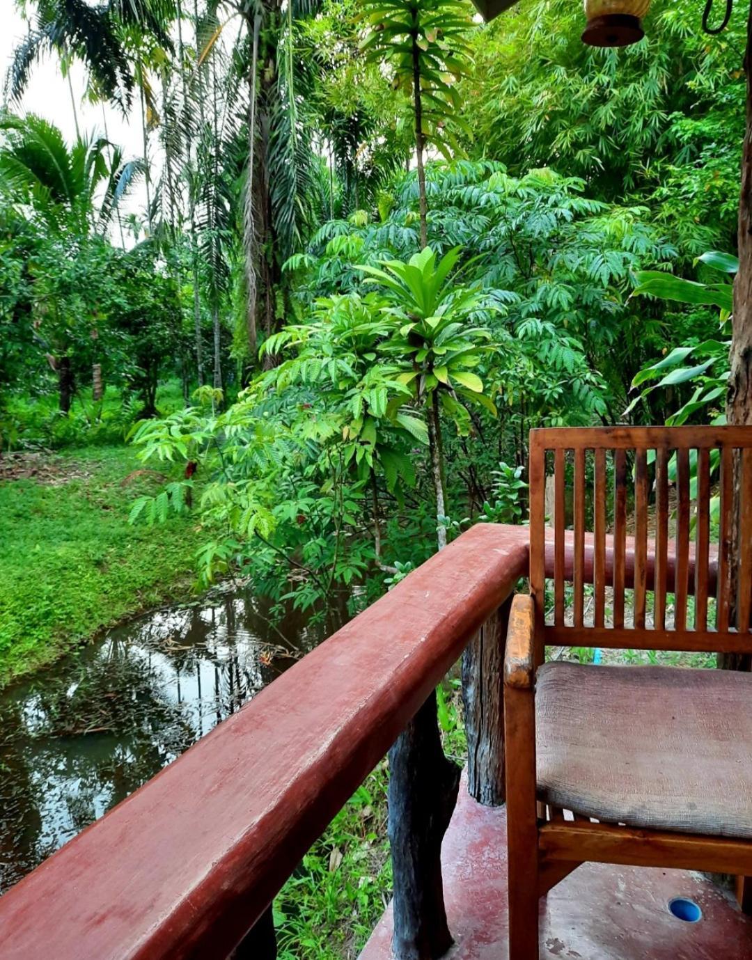 Tuaprodhome Khao Lak Chambre photo
